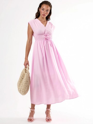 Robe Busem en rose