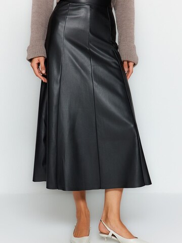 Trendyol Skirt in Black: front