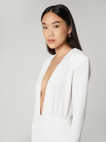 RÆRE by Lorena Rae Dress 'Izzie' in White: front