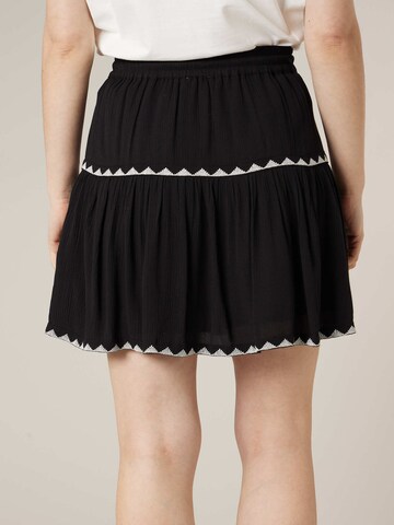 Jupe 'MALINAE' Deeluxe en noir