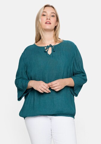 SHEEGO Blouse in Green: front