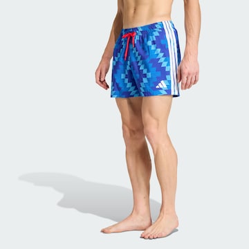 ADIDAS SPORTSWEAR - Bermudas en azul: frente