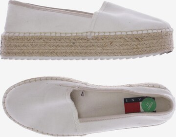 Tommy Jeans Flats & Loafers in 37 in White: front