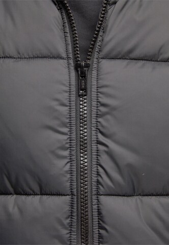 Manteau d’hiver Urban Classics en gris