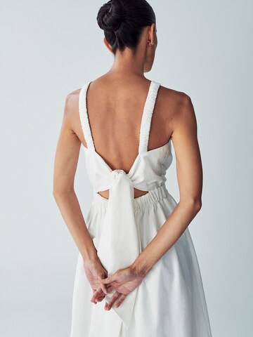 Willa Jurk 'Liliana' in Wit