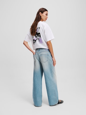 KARL LAGERFELD JEANS Широкий Джинсы с плиссировкой в Синий
