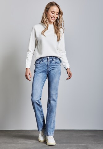 STREET ONE Bootcut Jeans in Blau
