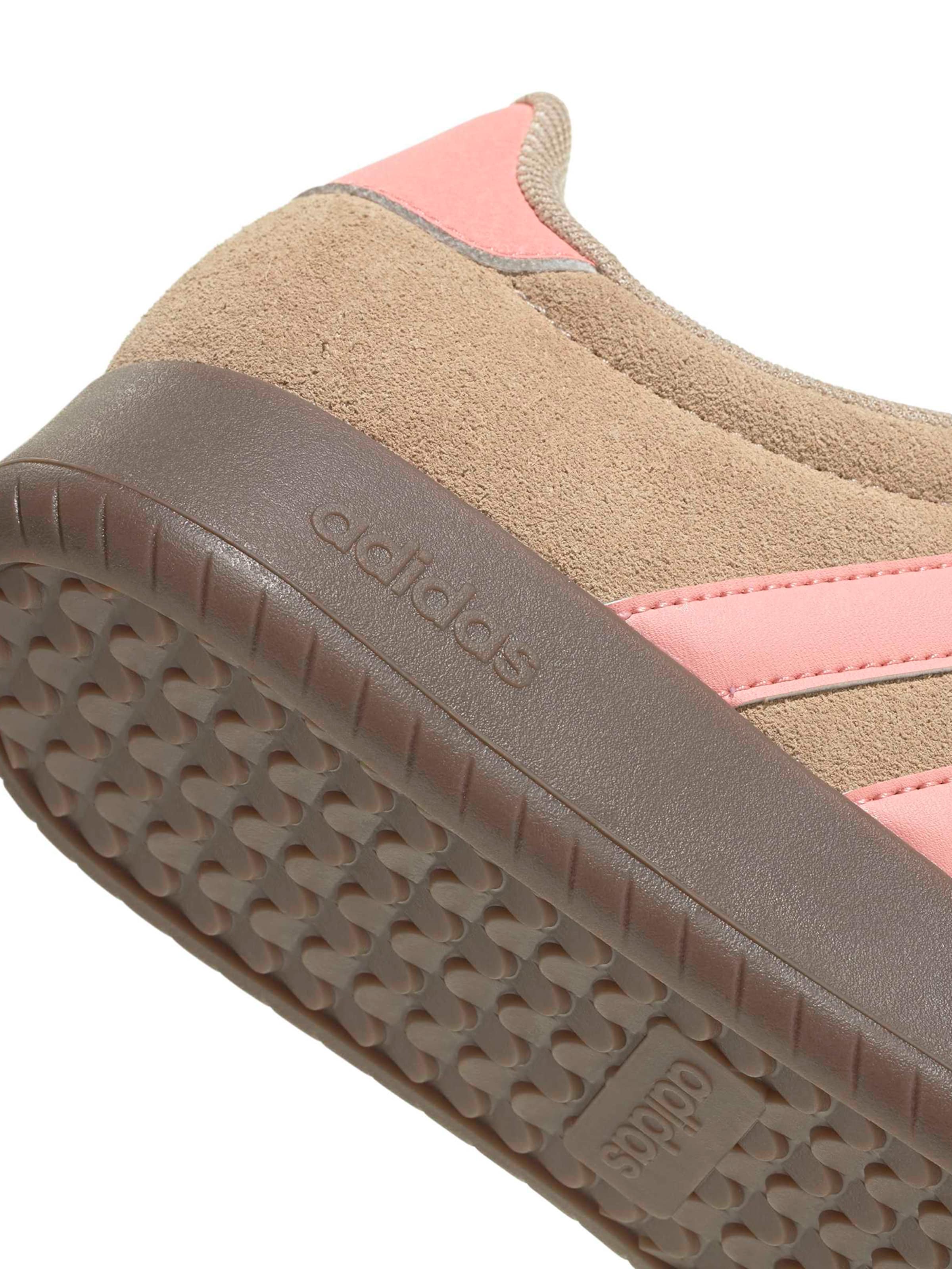 ADIDAS SPORTSWEAR Σνίκερ χαμηλό 'Barreda' σε καφέ
