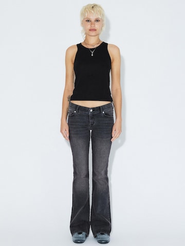 Dr. Denim Slimfit Jeans 'Kily Low Bootcut' in Grijs: voorkant