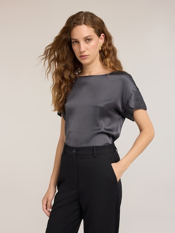 MOTIVI - Blusa en gris: frente