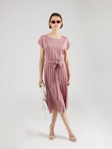 Abito di ABOUT YOU in rosa
