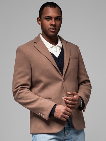 Ombre Regular fit Blazer in Brown: front