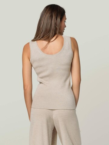 Tenue d'intérieur 'LOUNGEWEAR SET  - Top Blossom & Pants Bailey' YOU LOOK PERFECT en beige