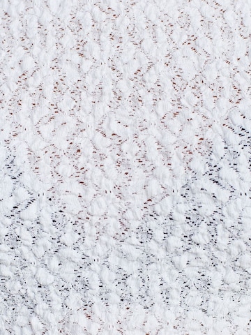 Haut Dilvin en blanc