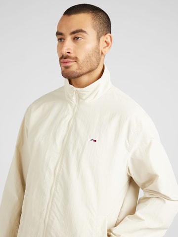 Tommy Jeans Overgangsjakke 'ESSENTIAL' i beige