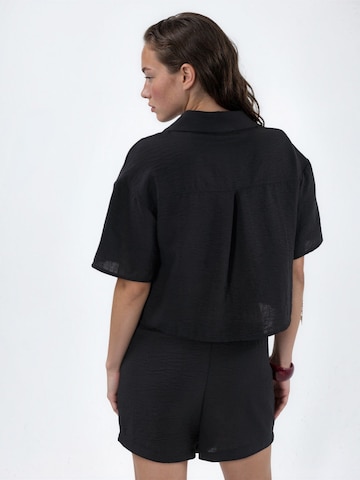 Camicia da donna di Busem in nero