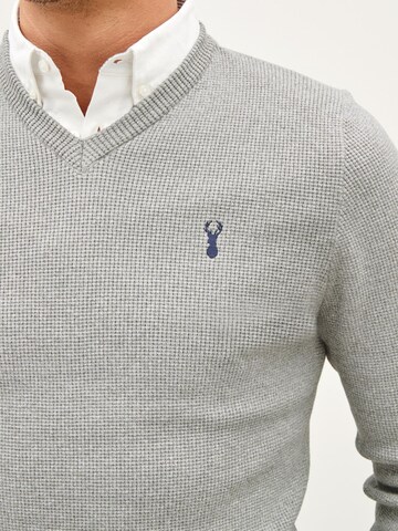 Next Sweter w kolorze szary