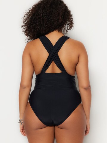 Triangolo Costume intero di Trendyol Curve in nero