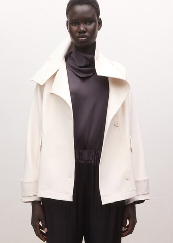 MANGO Regular Pants in Brown: front