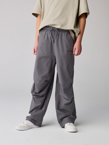 Wide Leg Pantalon smALLSAINTS en gris : devant