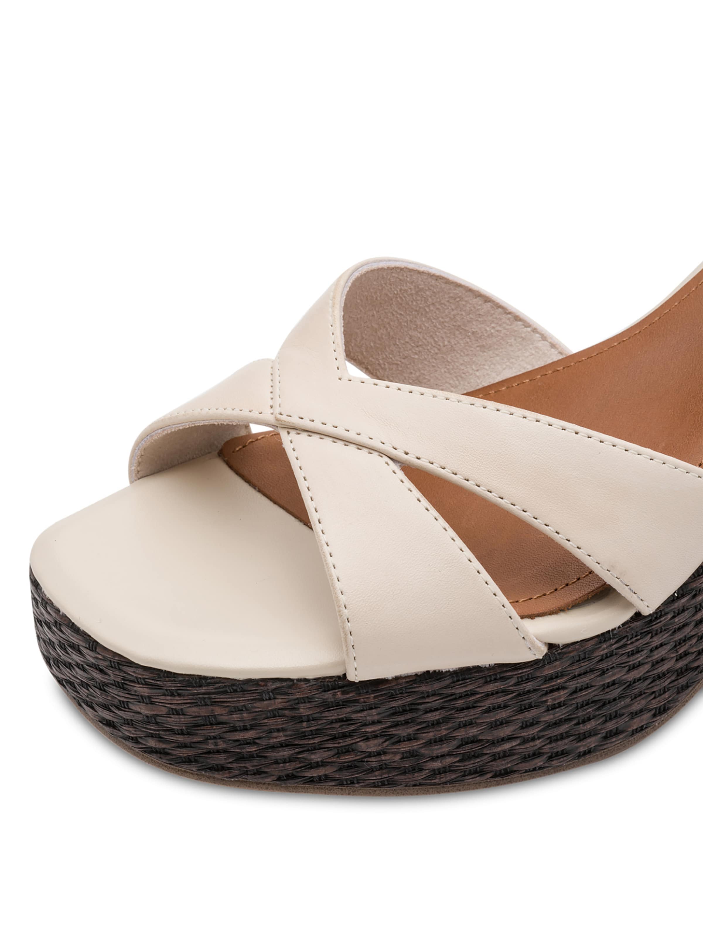 Tamaris - Sandalias en beige