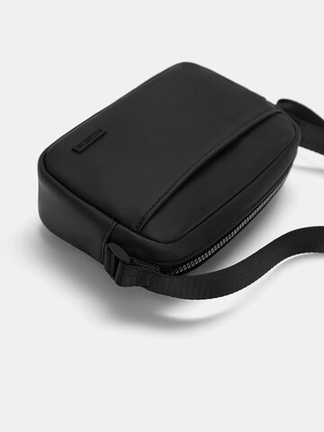 Sac à bandoulière Pull&Bear en noir