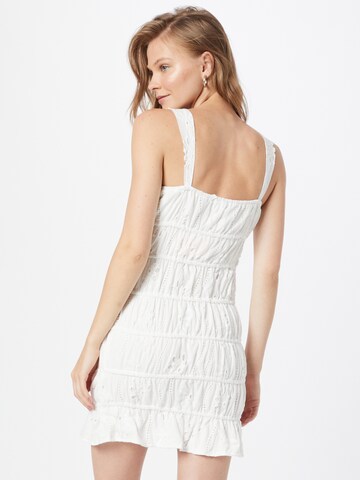 Missguided Letní šaty – bílá