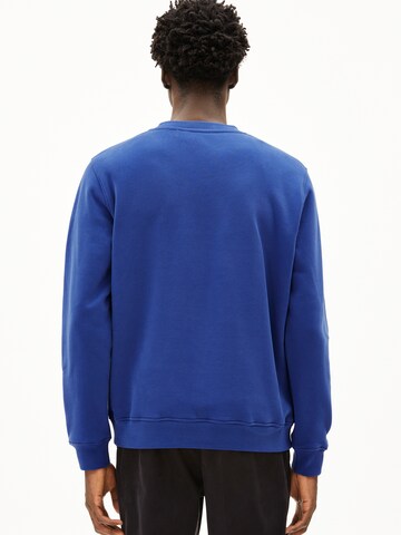 ARMEDANGELS Sweatshirt in Blue