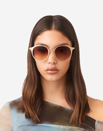 Lunettes de soleil 'WARWICK' HAWKERS en or : devant