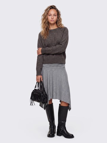 studioselect Pullover 'Yara' in Braun: Vorderseite