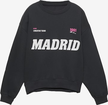 Pull&BearSweater majica 'MADRID' - siva boja: prednji dio