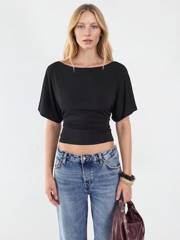 Hiccup T-Shirts in Schwarz