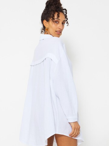 SASSYCLASSY Bluse 'lange Variante'‌‌‌‌‌‌ in Weiß
