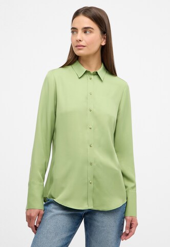 ETERNA Blouse in Groen: voorkant