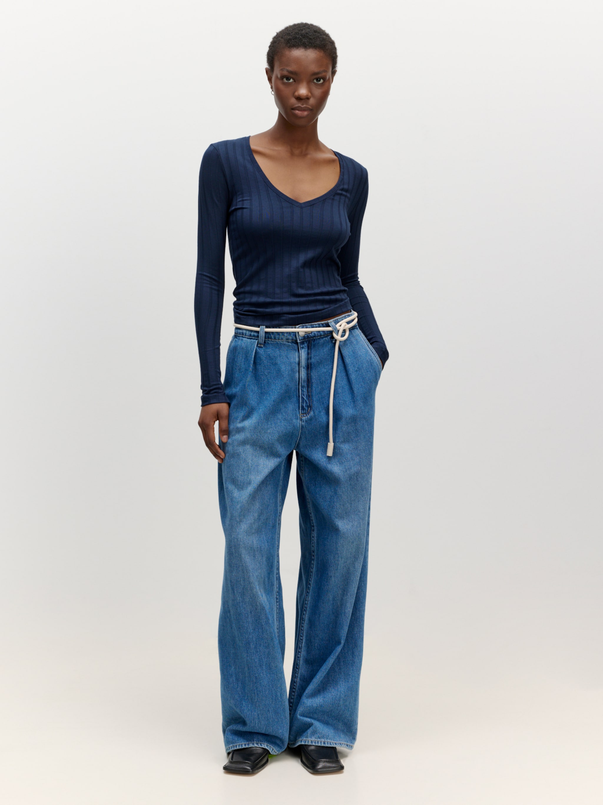 EDITED Produkte Shirt 'Elin' blau