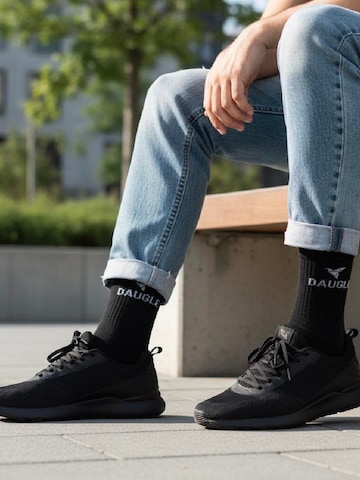 Șosete sport 'DAUGLE Athletic Training Socks' de la DAUGLE pe negru