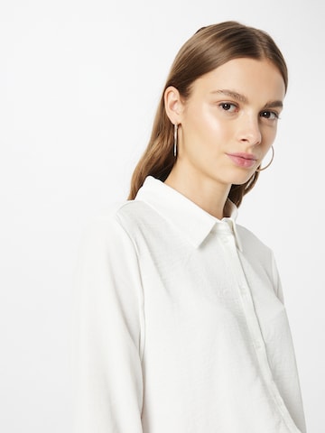 ABOUT YOU Blouse 'Frederike' in White