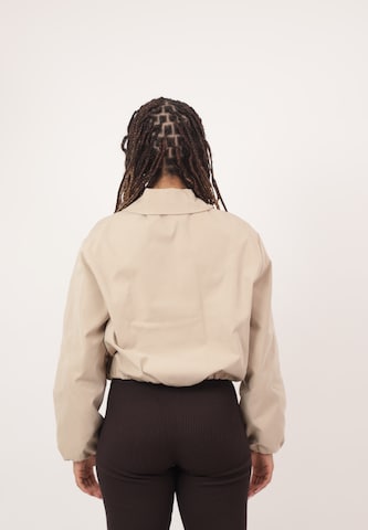 Elara Jacke in Beige