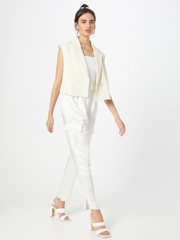 Regular Pantalon cargo 'CHIARANA' RECC en blanc