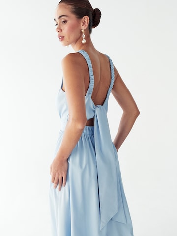 Willa Večerna obleka 'Liliana' | modra barva