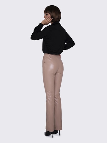 Anushka Slimfit Broek in Beige