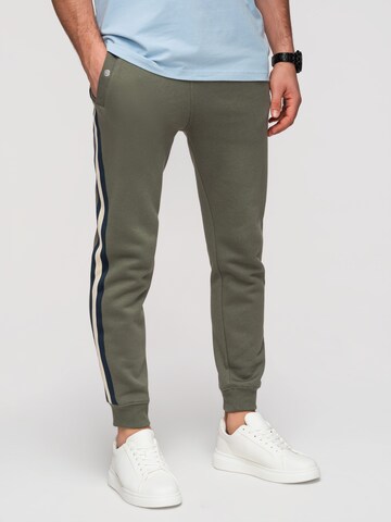 regular Pantaloni sportivi di Ombre in verde