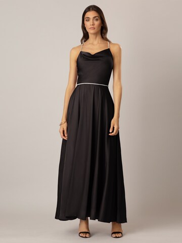 APART Evening Dress in Black: front