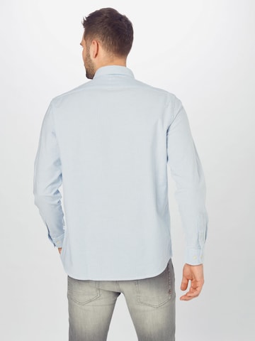 Coupe regular Chemise 'Rick' SELECTED HOMME en bleu