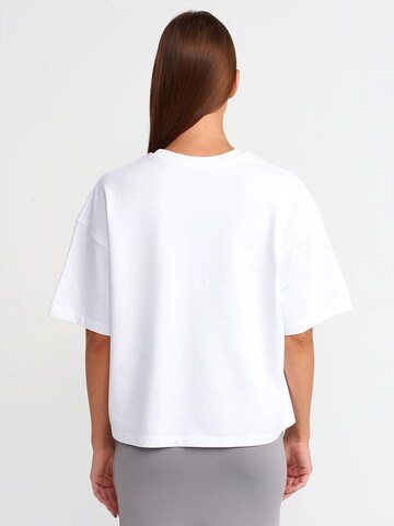 T-shirt 'T-Shirts' Dilvin en blanc