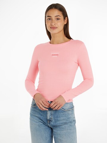 Tommy Jeans Shirt 'ESSENTIAL' in Pink: predná strana