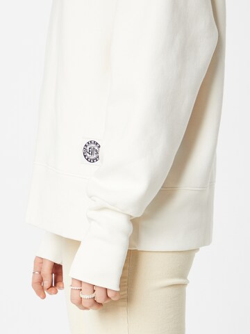 LEVI'S ® Bluzka sportowa 'Graphic Gardenia Crew' w kolorze biały