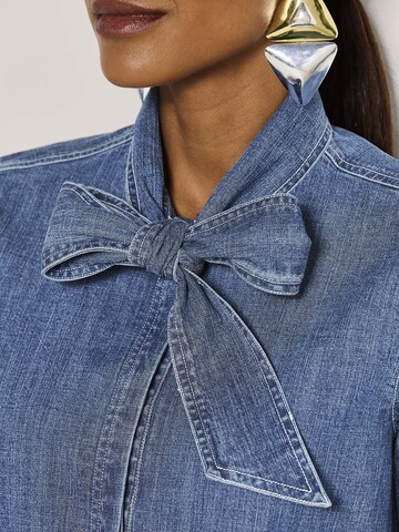 MADELEINE Blouse in Blauw