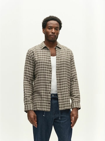GABBA Comfort Fit Shirt ' sven ' in Grün: Vorderseite
