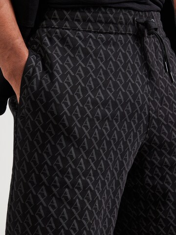 ARMANI EXCHANGE Štandardný strih Nohavice - Čierna